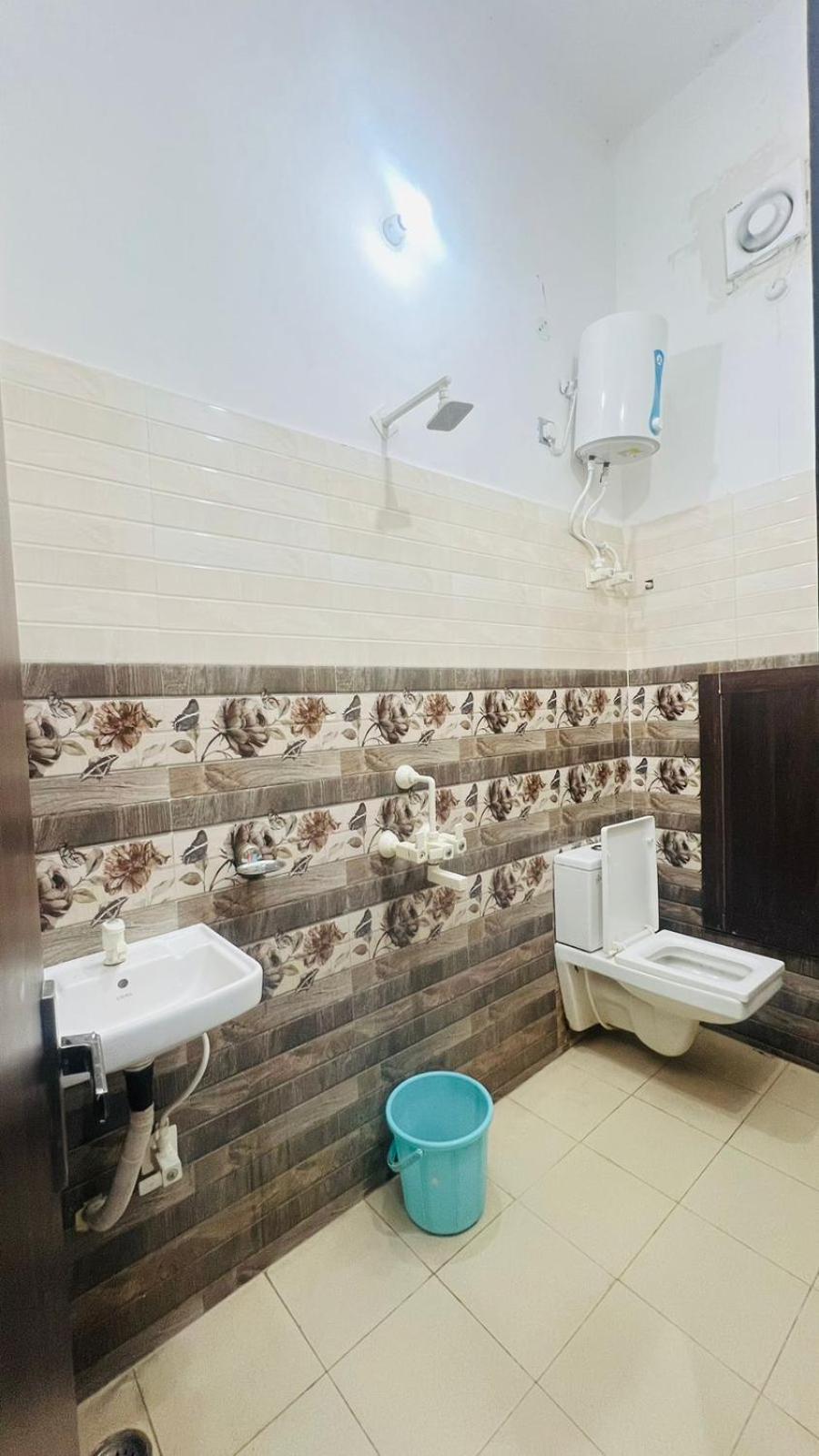 Hotel Rudra Residency Near Railway Station Матхура Экстерьер фото